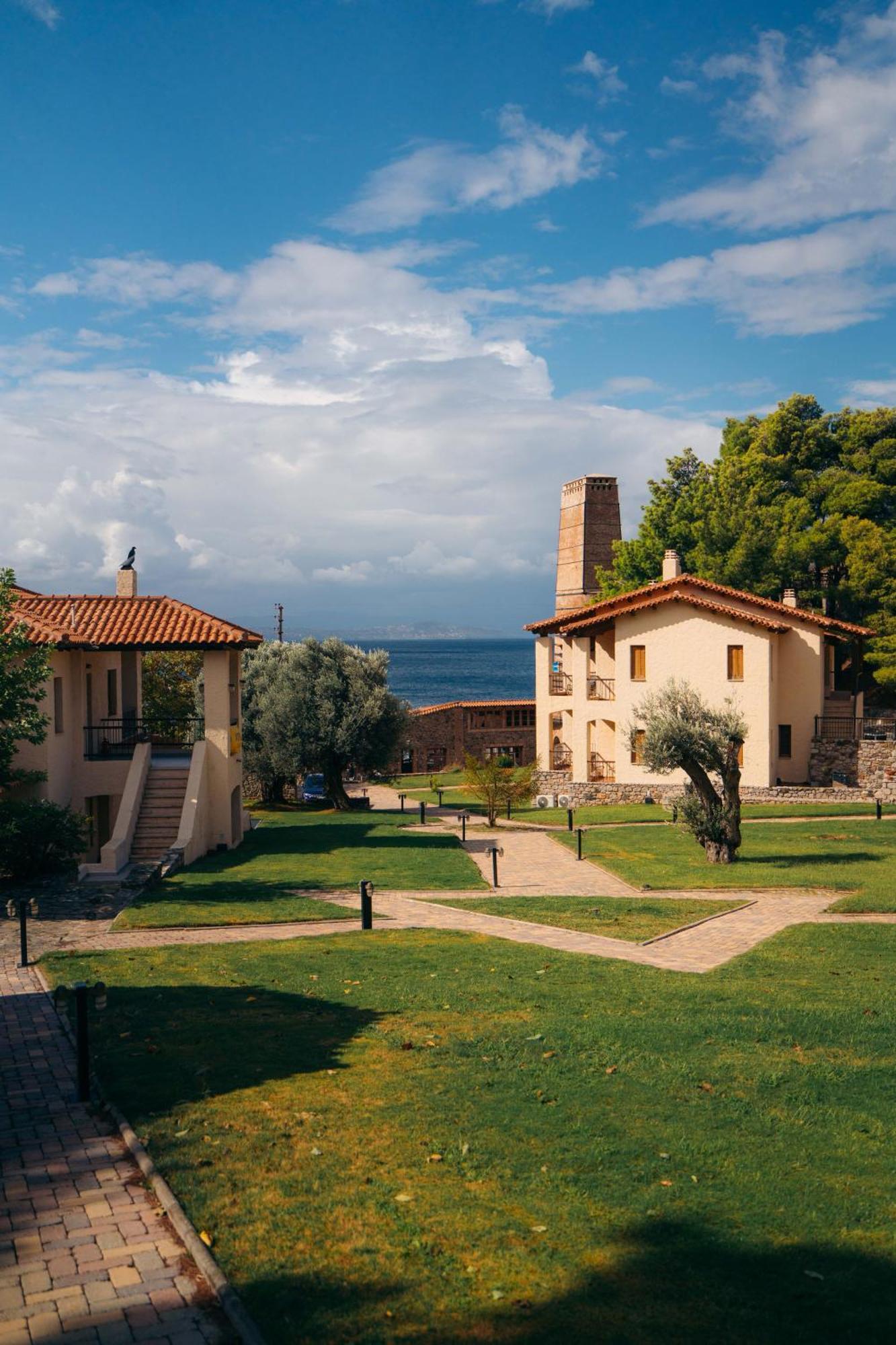 Kaminos Evia Hotell Límni Exteriör bild